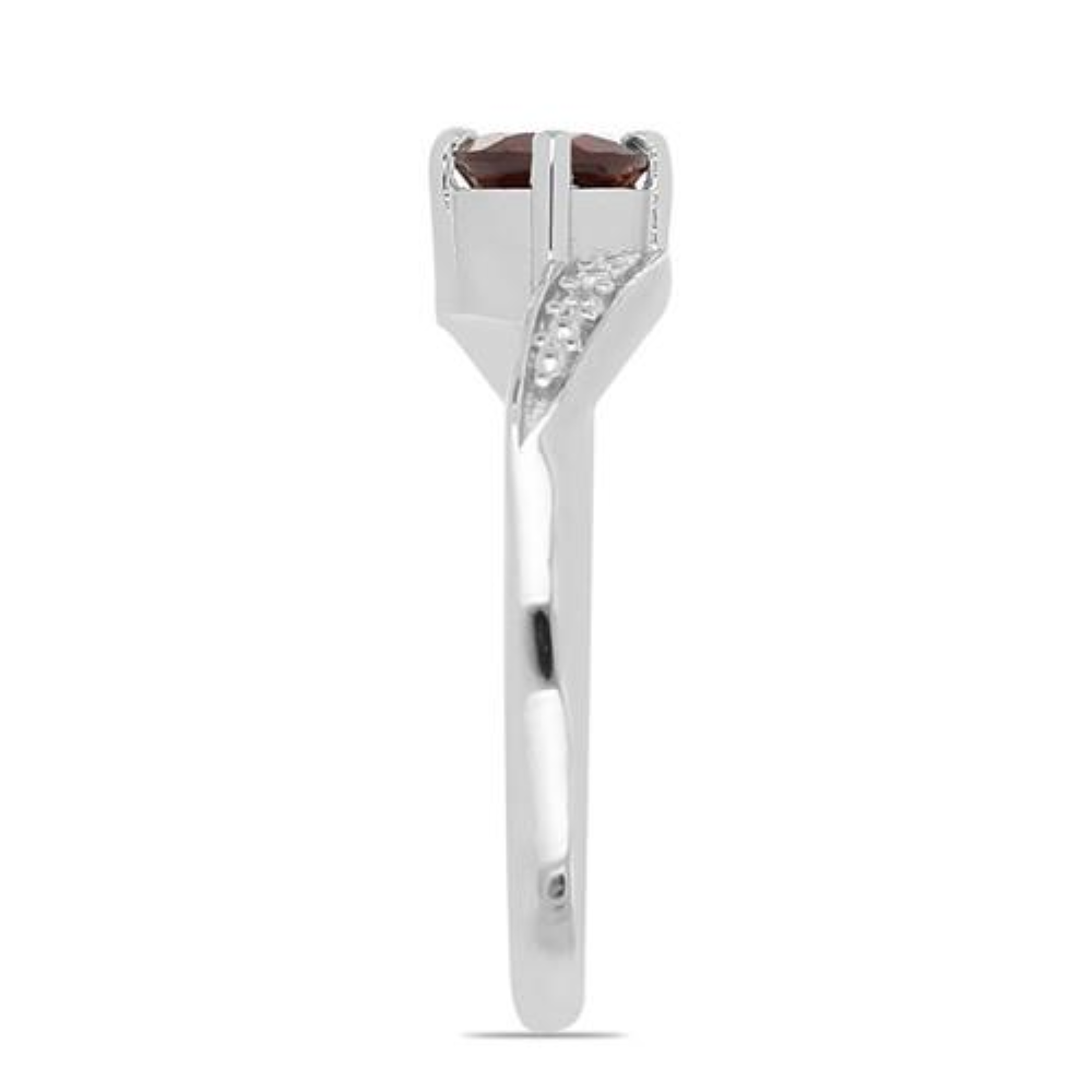BUY REAL GARNET GEMSTONE CLASSIC RING IN STERLING SILVER